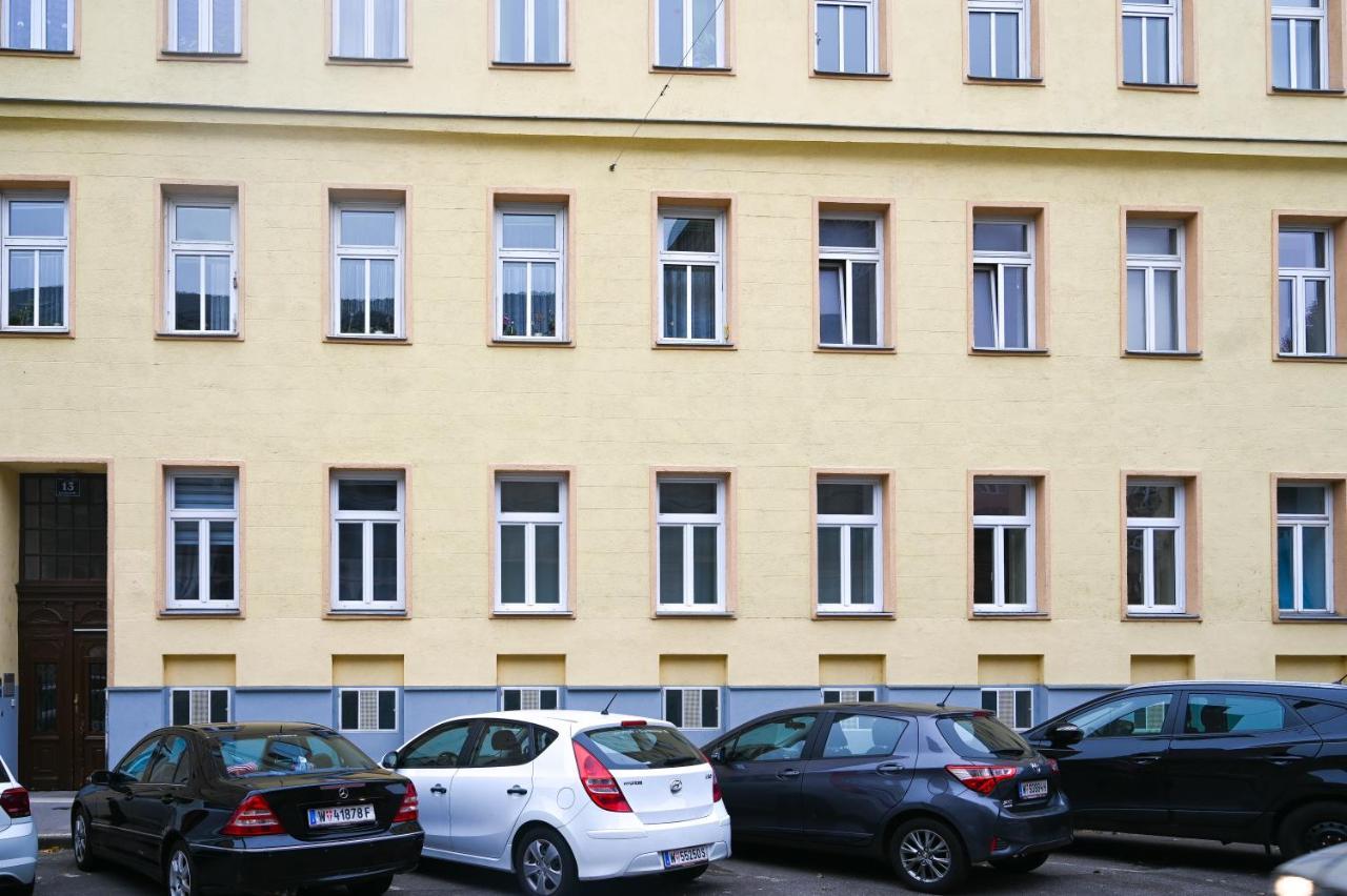 Elegant Duplex Danube Canal Vienna Exterior photo